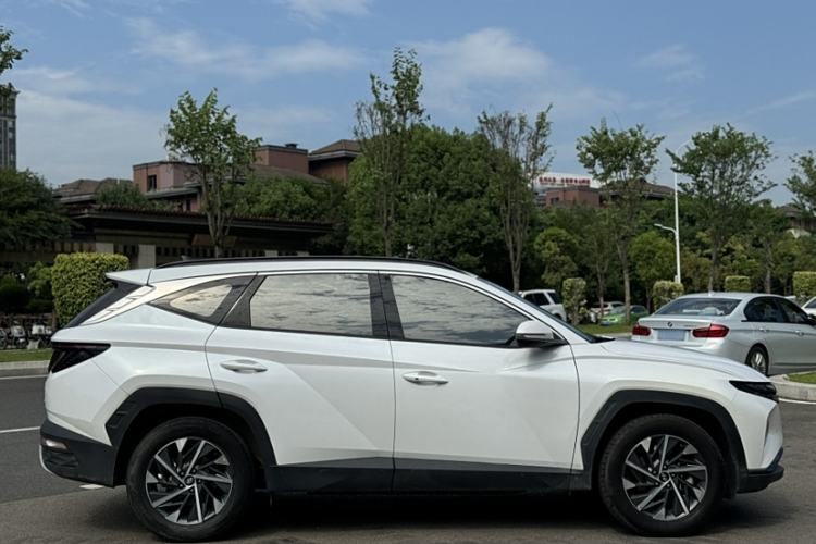 Used Hyundai Tucson 2022 Tucson L 2.0L Hybrid - Prestige Edition Exterior 6