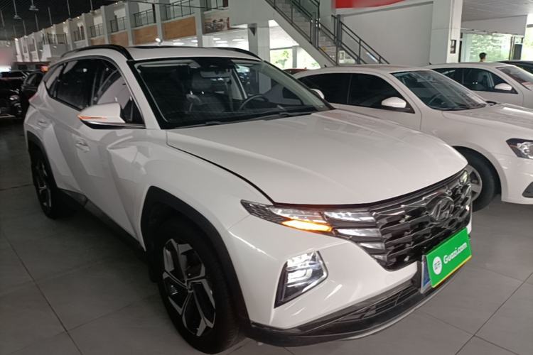 Used Hyundai Tucson 2022 Tucson L 1.5T DCT LUX Prestige Edition N Line Front Right 45 Deg