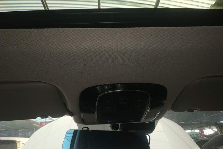 Used Hyundai Tucson 2022 Tucson L 1.5T DCT LUX Prestige Edition N Line Headliner