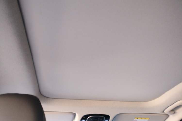 Used Hyundai Tucson 2022 Tucson L 2.0L Hybrid – Smart Enjoyment Version Headliner