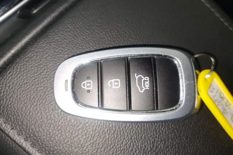 Used Hyundai Tucson 2022 Tucson L 2.0L Hybrid - Prestige Edition Interior 1