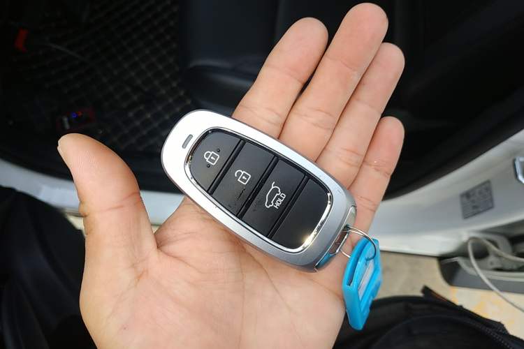 Used Hyundai Tucson 2022 Tucson L 2.0L Hybrid · Flagship Edition Interior 1