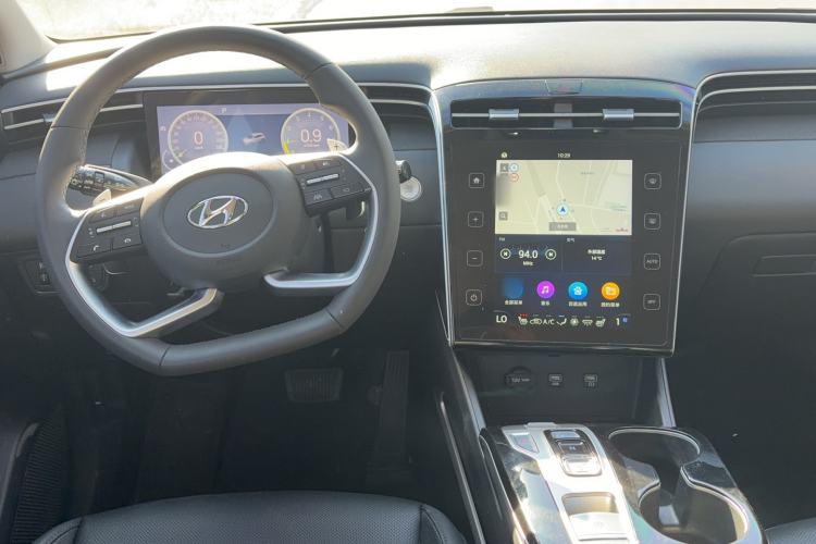 Used Hyundai Tucson 2022 Tucson L 1.5T DCT LUX Prestige Edition N Line Interior 3