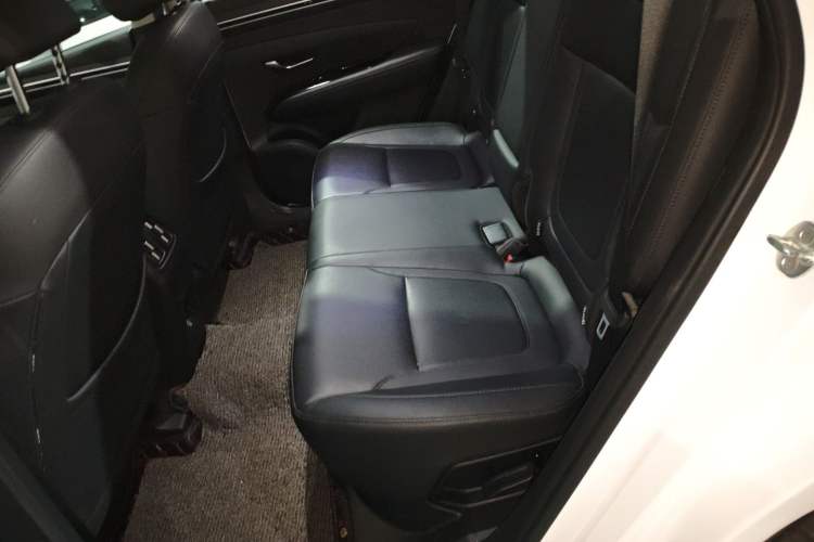 Used Hyundai Tucson 2022 Tucson L 1.5T DCT LUX Prestige Edition N Line Interior 4