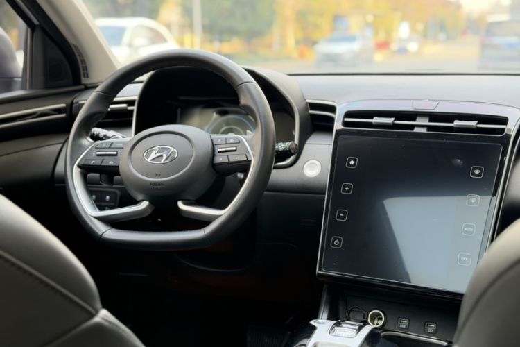 Used Hyundai Tucson 2022 Tucson L 1.5T DCT LUX Prestige Edition N Line Interior 5