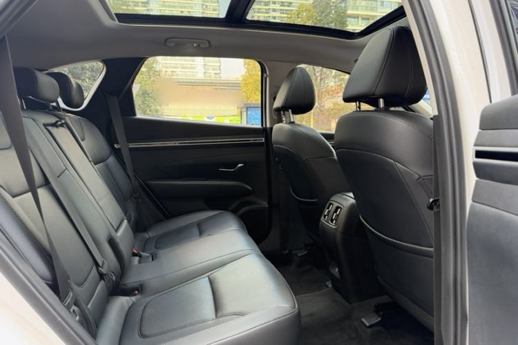 Used Hyundai Tucson 2022 Tucson L 1.5T DCT LUX Prestige Edition N Line Interior 7