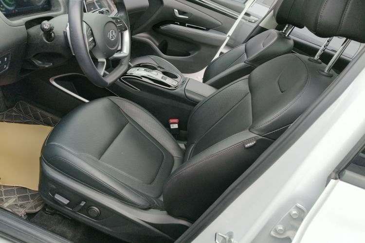 Used Hyundai Tucson 2022 Tucson L 1.5T DCT LUX Prestige Edition N Line Left Front Seat