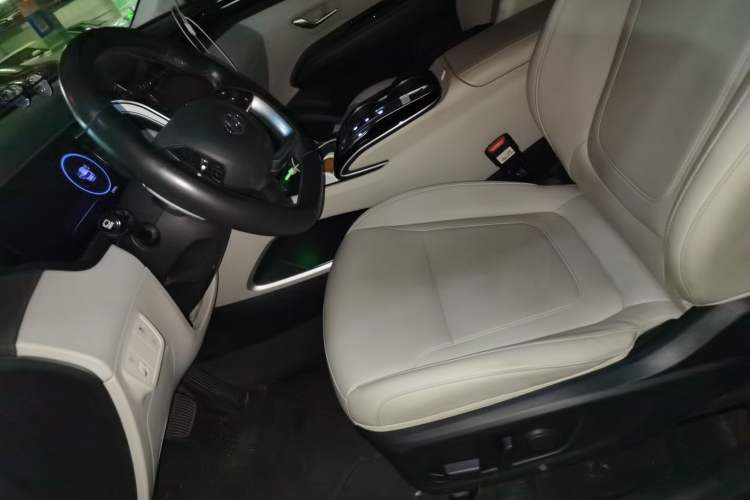 Used Hyundai Tucson 2022 Tucson L 2.0L Hybrid - Prestige Edition Left Front Seat