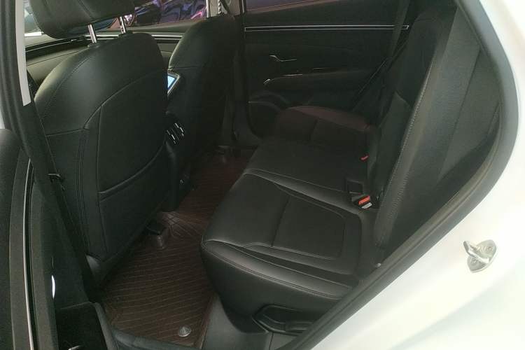 Used Hyundai Tucson 2022 Tucson L 1.5T DCT LUX Prestige Edition N Line Left Rear Seat