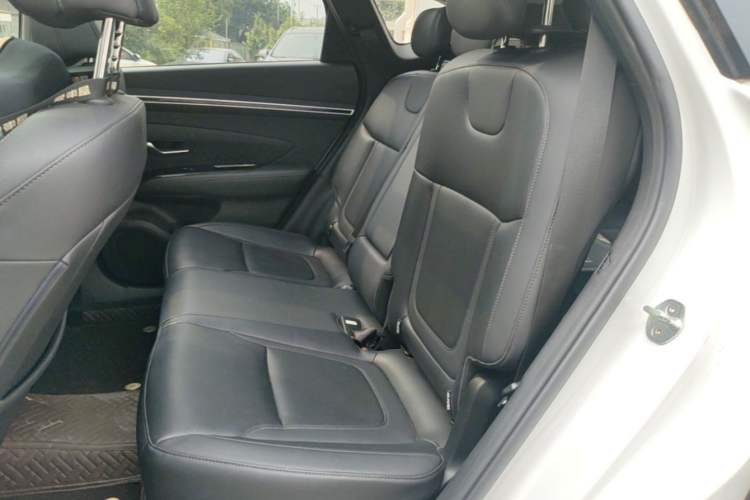 Used Hyundai Tucson 2022 Tucson L 1.5T DCT LUX Prestige Edition N Line Left Rear Seat