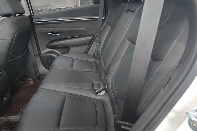 Used Hyundai Tucson 2022 Tucson L 1.5T DCT LUX Prestige Edition N Line Left Rear Seat