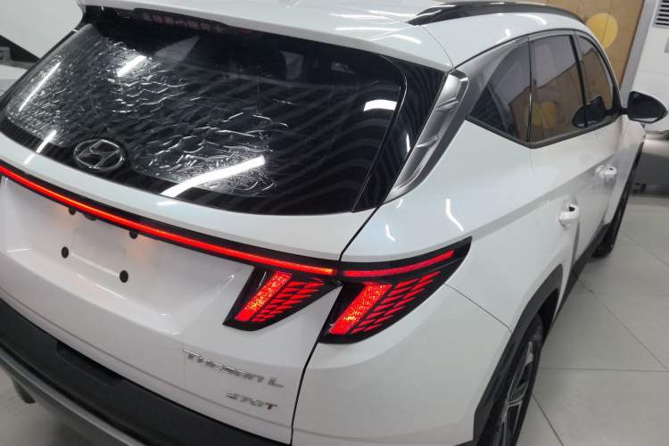 Used Hyundai Tucson 2022 Tucson L 1.5T DCT LUX Prestige Edition N Line Rear Right 45 Deg
