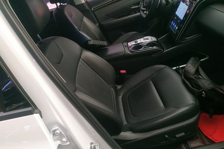 Used Hyundai Tucson 2022 Tucson L 1.5T DCT LUX Prestige Edition N Line Right Front Seat