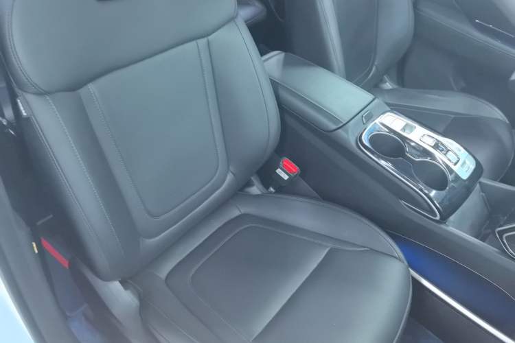 Used Hyundai Tucson 2022 Tucson L 1.5T DCT LUX Prestige Edition N Line Right Front Seat