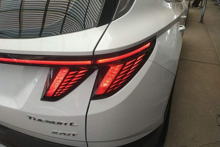 Used Hyundai Tucson 2022 Tucson L 1.5T DCT LUX Prestige Edition N Line Right Rear Taillight