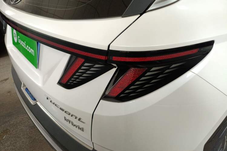 Used Hyundai Tucson 2022 Tucson L 2.0L Hybrid – Smart Enjoyment Version Right Rear Taillight