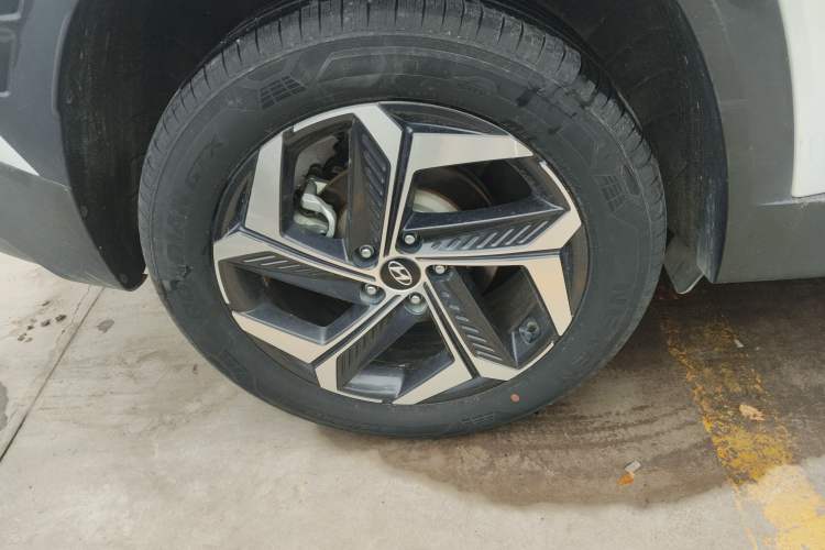Used Hyundai Tucson 2022 Tucson L 1.5T DCT LUX Prestige Edition N Line Right Rear Wheel Hub