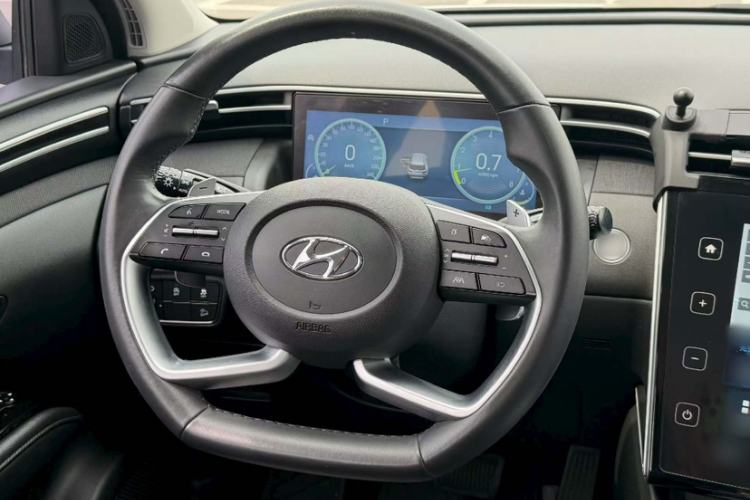 Used Hyundai Tucson 2022 Tucson L 1.5T DCT LUX Prestige Edition N Line Steering Wheel