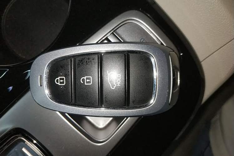 Used Hyundai Tucson 2022 Tucson L 2.0L Hybrid - Prestige Edition Vehicle Key
