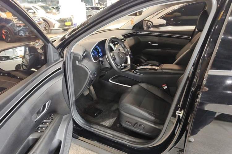Used Hyundai Tucson 2023 Tucson L 1.5T Automatic Two-Wheel Drive GLX Elite Edition Driver Seat