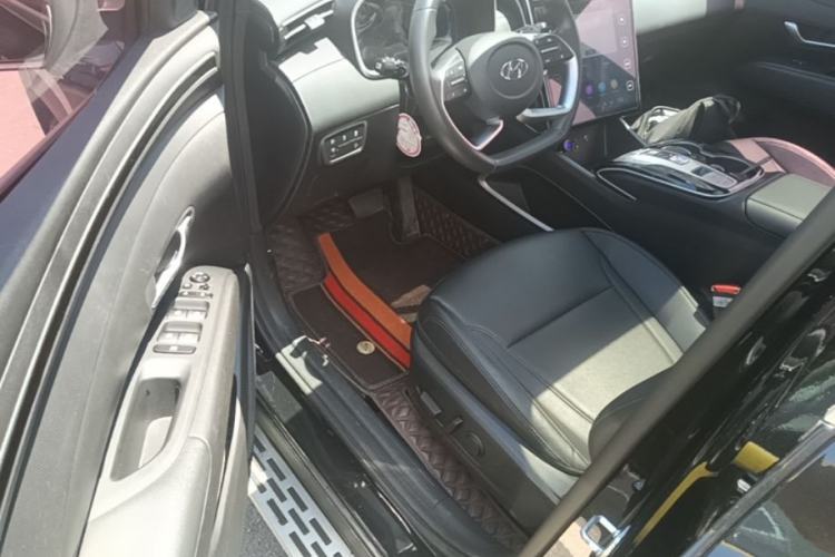 Used Hyundai Tucson 2023 Tucson L 1.5T Automatic Two-Wheel Drive DLX Luxury Edition Driver Seat
