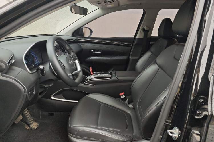 Used Hyundai Tucson 2023 Tucson L 1.5T Automatic Two-Wheel Drive GLX Elite Edition Driver Seat