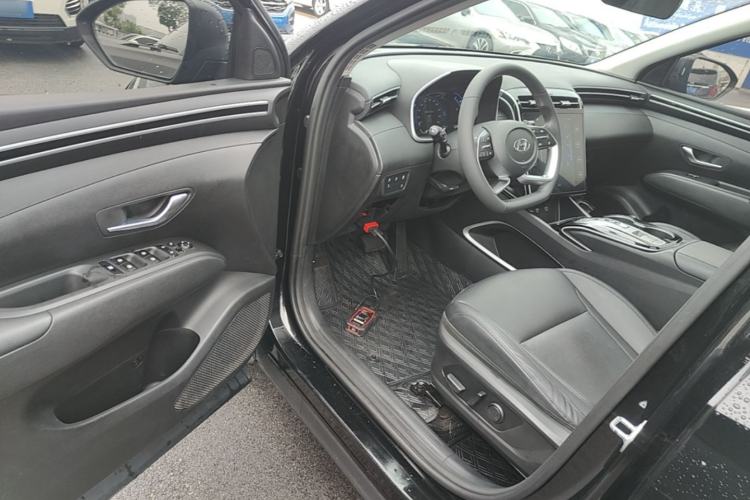 Used Hyundai Tucson 2023 Tucson L 1.5T Automatic Two-Wheel Drive DLX Luxury Edition Driver Seat