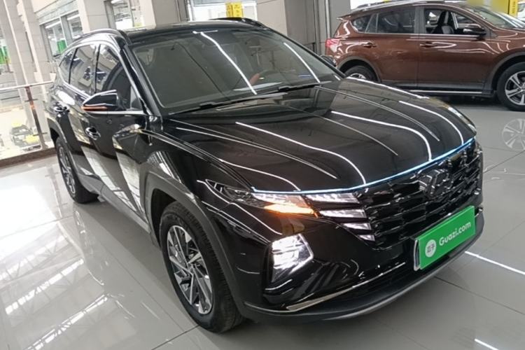 Used Hyundai Tucson 2023 Tucson L 1.5T Automatic Two-Wheel Drive GLX Elite Edition Front Right 45 Deg