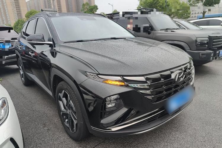 Used Hyundai Tucson 2023 Tucson L 1.5T Automatic Two-Wheel Drive DLX Luxury Edition Front Right 45 Deg