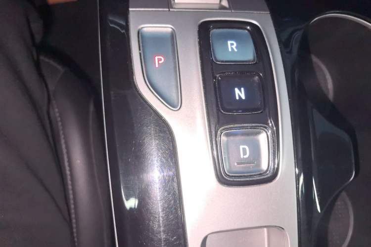 Used Hyundai Tucson 2023 Tucson L 1.5T Automatic Two-Wheel Drive GLX Elite Edition Gear Lever
