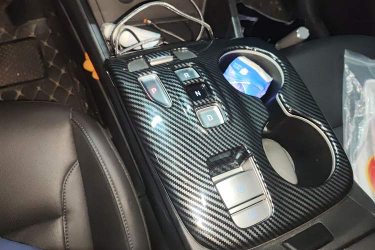 Used Hyundai Tucson 2023 Tucson L 1.5T Automatic Two-Wheel Drive GLX Elite Edition Gear Lever