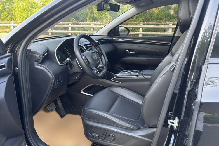 Used Hyundai Tucson 2023 Tucson L 1.5T Automatic Two-Wheel Drive GLX Elite Edition Interior 3