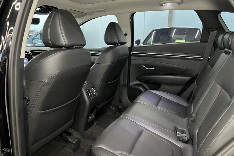 Used Hyundai Tucson 2023 Tucson L 1.5T Automatic Two-Wheel Drive GLX Elite Edition Interior 3