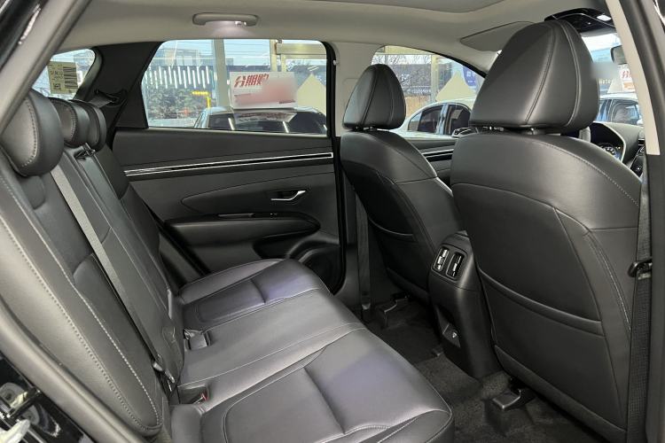 Used Hyundai Tucson 2023 Tucson L 1.5T Automatic Two-Wheel Drive GLX Elite Edition Interior 4