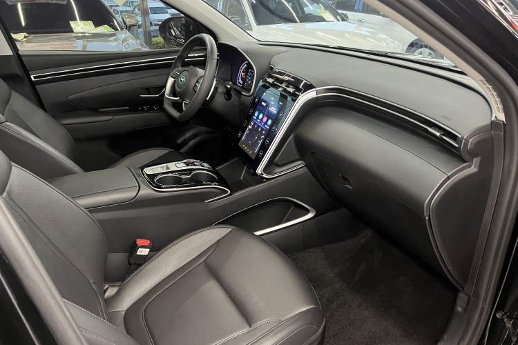 Used Hyundai Tucson 2023 Tucson L 1.5T Automatic Two-Wheel Drive GLX Elite Edition Interior 5
