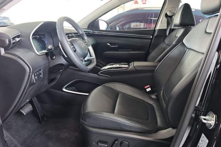 Used Hyundai Tucson 2023 Tucson L 1.5T Automatic Two-Wheel Drive GLX Elite Edition Left Front Seat