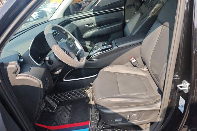 Used Hyundai Tucson 2023 Tucson L 1.5T Automatic Two-Wheel Drive DLX Luxury Edition Left Front Seat