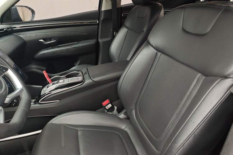 Used Hyundai Tucson 2023 Tucson L 1.5T Automatic Two-Wheel Drive GLX Elite Edition Left Front Seat