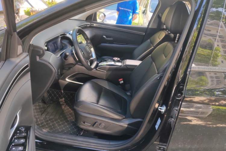 Used Hyundai Tucson 2023 Tucson L 1.5T Automatic Two-Wheel Drive LUX Prestige Edition Left Front Seat