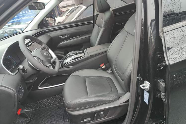 Used Hyundai Tucson 2023 Tucson L 1.5T Automatic Two-Wheel Drive DLX Luxury Edition Left Front Seat