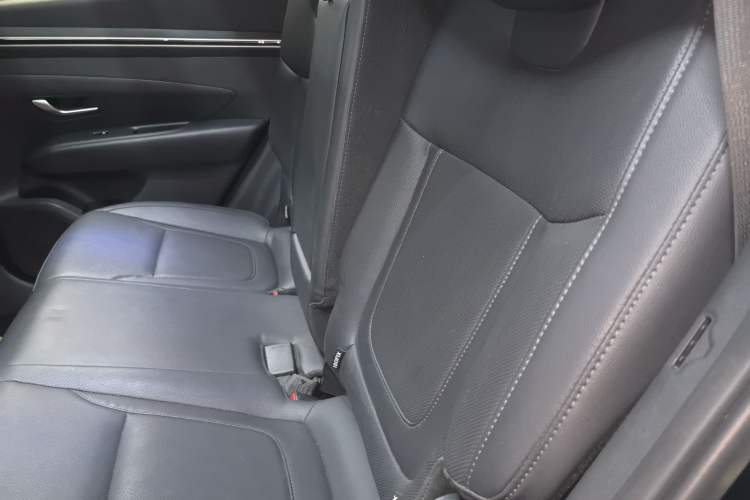 Used Hyundai Tucson 2023 Tucson L 1.5T Automatic Two-Wheel Drive GLX Elite Edition Left Rear Seat