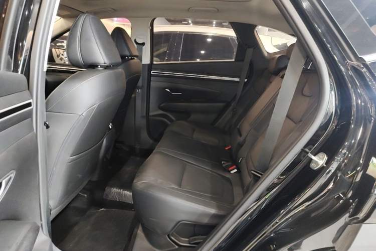 Used Hyundai Tucson 2023 Tucson L 1.5T Automatic Two-Wheel Drive GLX Elite Edition Left Rear Seat