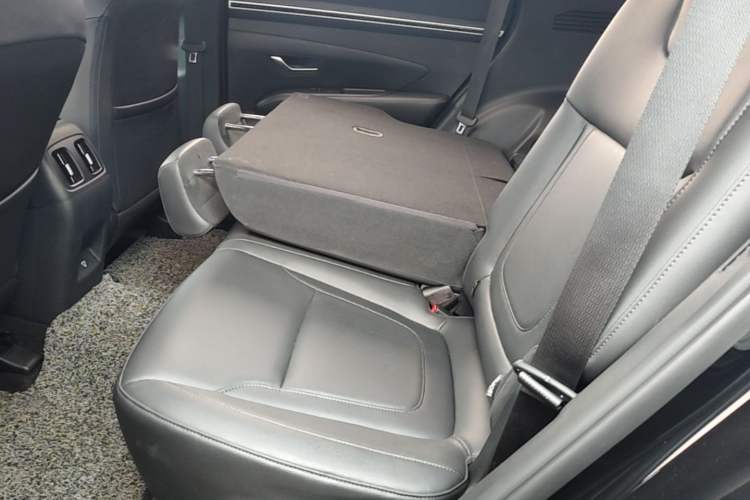 Used Hyundai Tucson 2023 Tucson L 1.5T Automatic Two-Wheel Drive DLX Luxury Edition Left Rear Seat