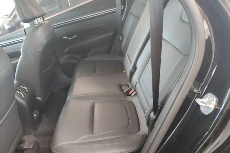 Used Hyundai Tucson 2023 Tucson L 1.5T Automatic Two-Wheel Drive DLX Luxury Edition Left Rear Seat