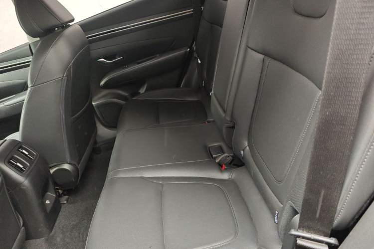 Used Hyundai Tucson 2023 Tucson L 1.5T Automatic Two-Wheel Drive GLX Elite Edition Left Rear Seat