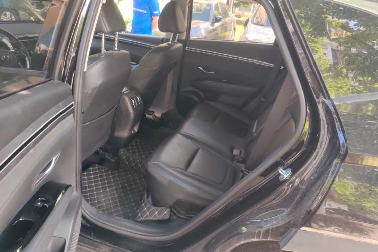 Used Hyundai Tucson 2023 Tucson L 1.5T Automatic Two-Wheel Drive LUX Prestige Edition Left Rear Seat