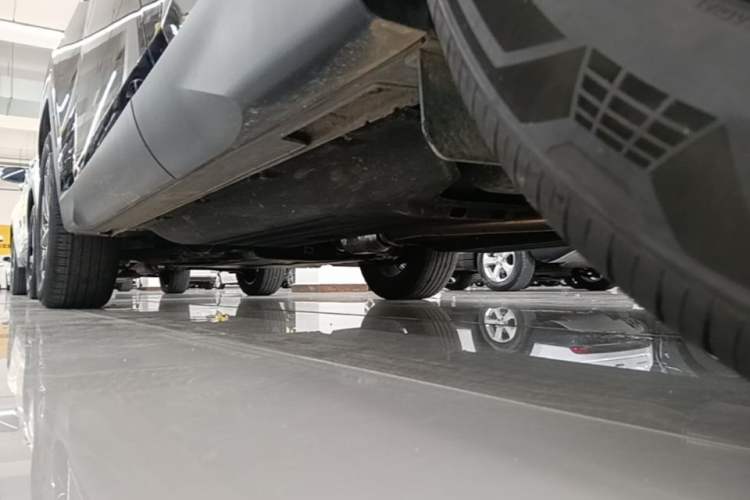 Used Hyundai Tucson 2023 Tucson L 1.5T Automatic Two-Wheel Drive GLX Elite Edition Left Side Sill
