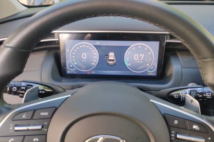 Used Hyundai Tucson 2023 Tucson L 1.5T Automatic Two-Wheel Drive LUX Prestige Edition Odometer Close Up