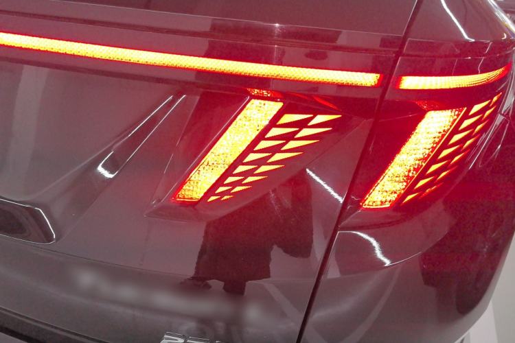 Used Hyundai Tucson 2023 Tucson L 1.5T Automatic Two-Wheel Drive GLX Elite Edition Right Rear Taillight