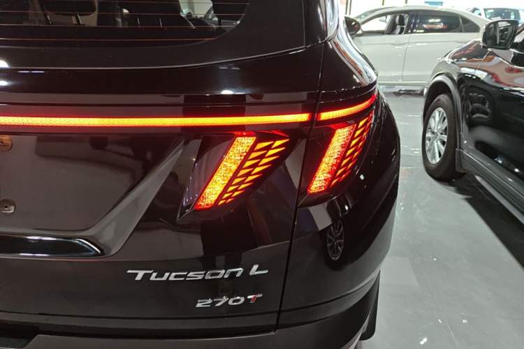 Used Hyundai Tucson 2023 Tucson L 1.5T Automatic Two-Wheel Drive DLX Luxury Edition Right Rear Taillight